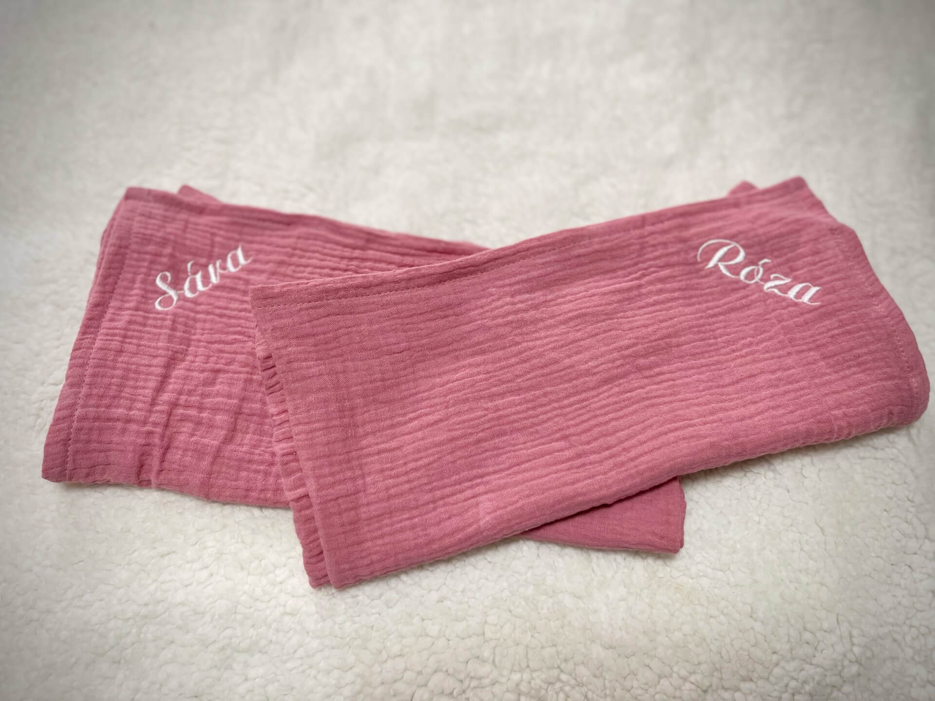 textil-pelus-malyva-himezve