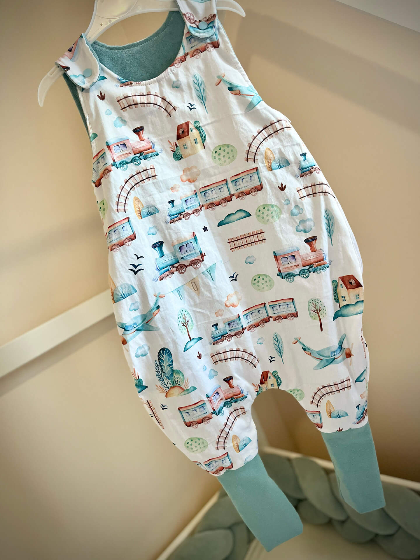 tipego-halozsak-vonatok