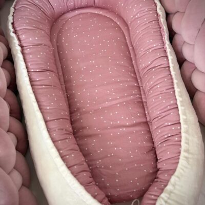 Pöttyös babafészek